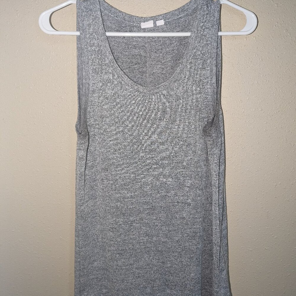 Gap Luxe Spin Scoop Neck Gray Top, Size Small